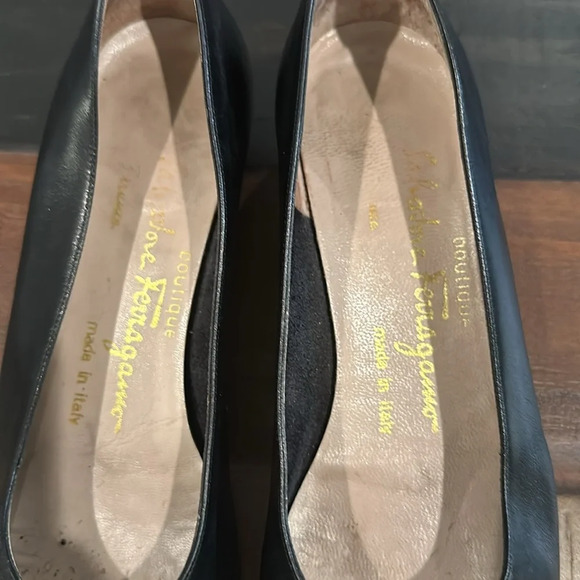 Salvatore Ferragamo Pumps size 5.5 B - Picture 6 of 12